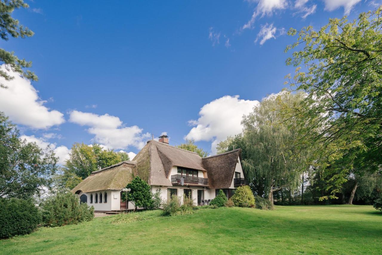 "Reetland" - Haus Hartwig Apartman Tating Kültér fotó