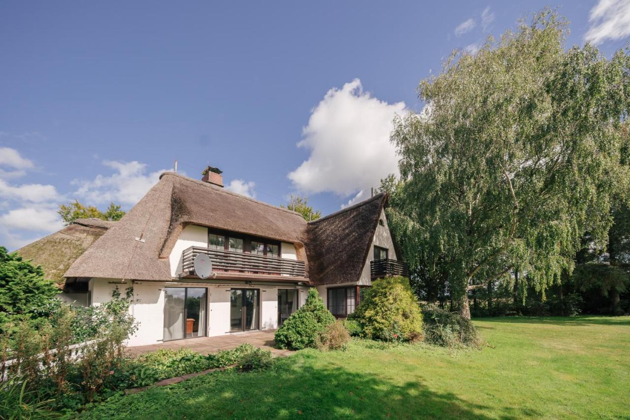 "Reetland" - Haus Hartwig Apartman Tating Kültér fotó